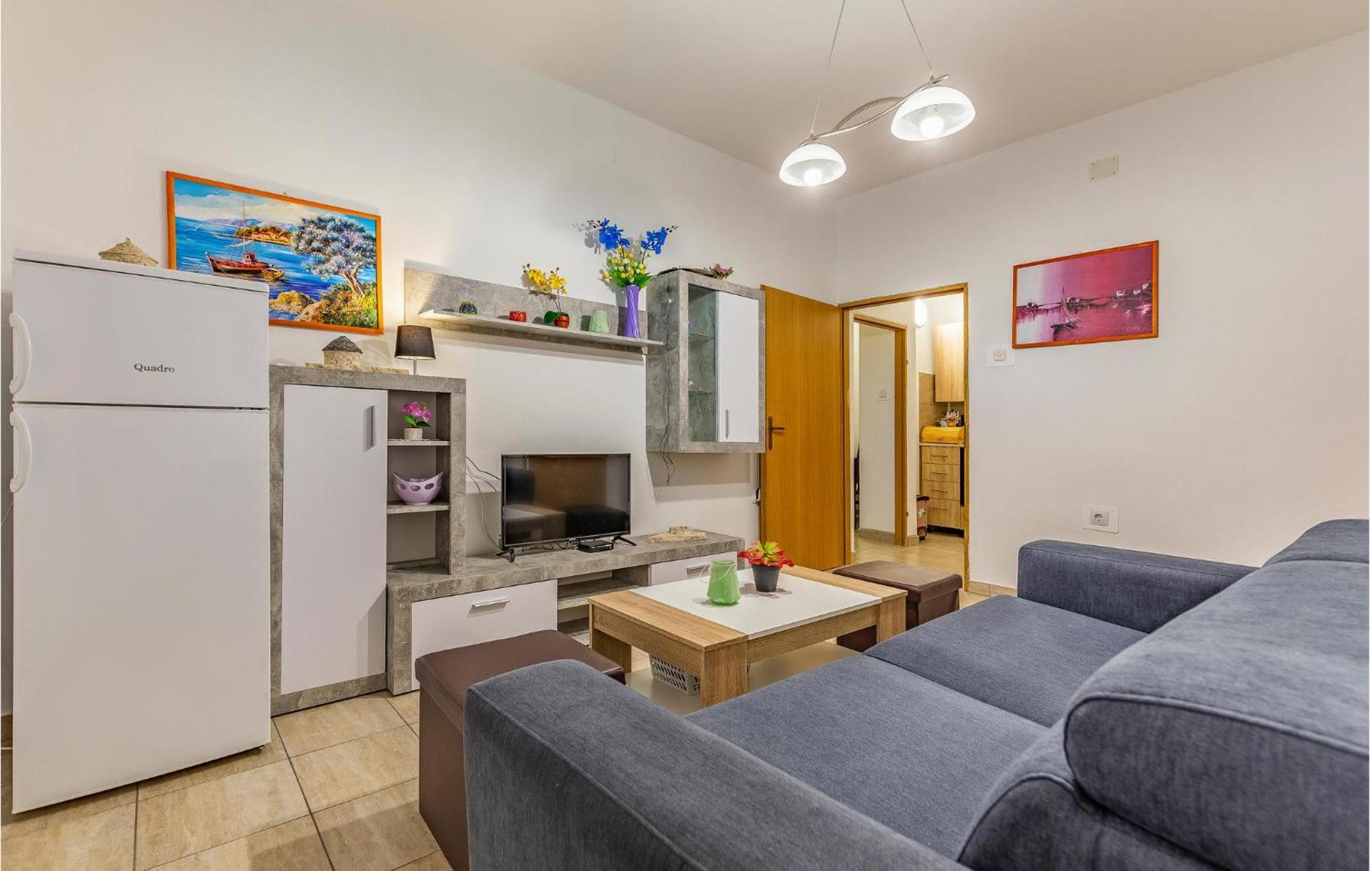 Amazing Apartment In Pula With Kitchen Exterior photo